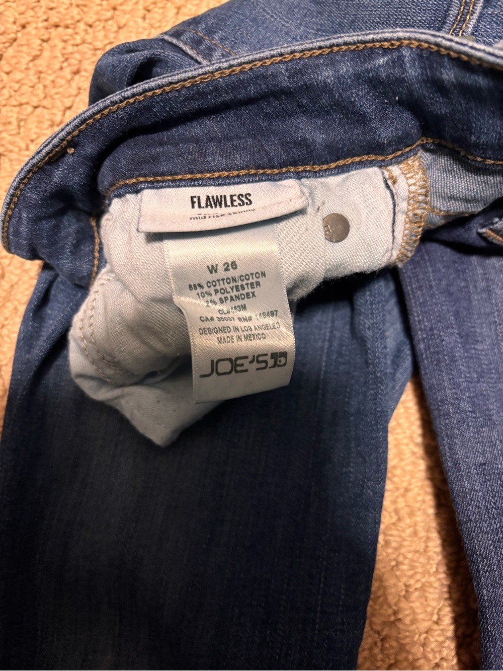 Joe’s Jeans Flawless Mid Rise Skinny Jeans Dark Wash Size 26